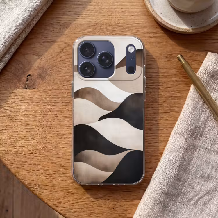 Golven - Abstract - Beige Telefoonhoesje iPhone 17 Pro klein -sfeer1