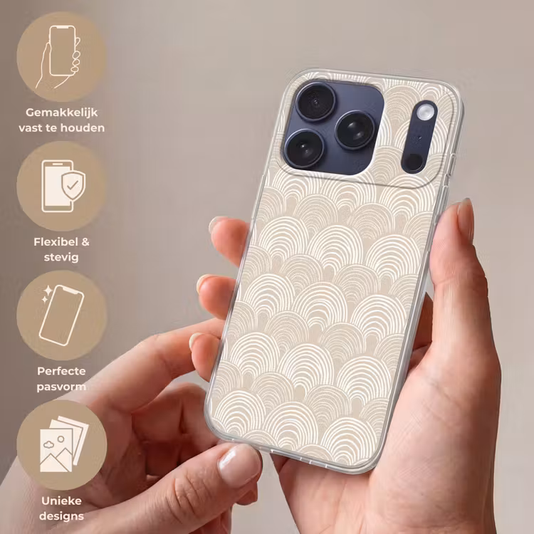 Golven - Structuur - Beige Telefoonhoesje iPhone 17 Pro klein 878 -sfeer3_NL