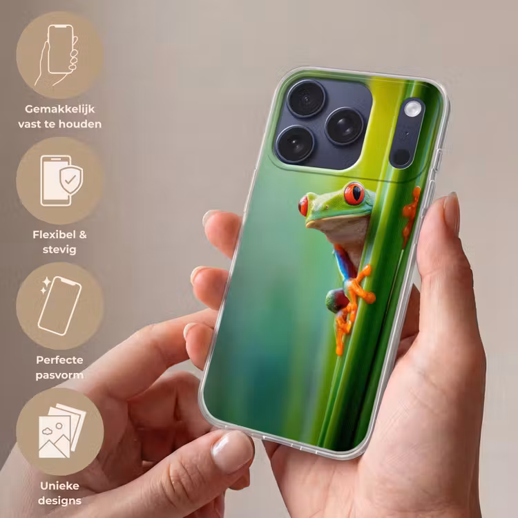 Groene kikker - Nieuwsgierig - Gras Telefoonhoesje iPhone 17 Pro klein -sfeer3_NL