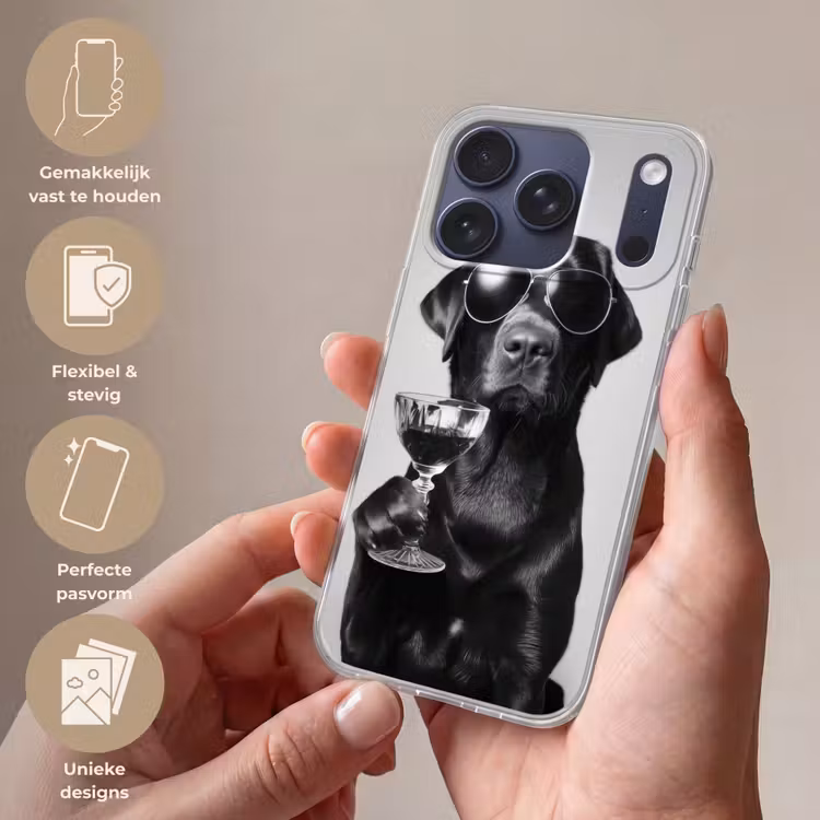 Hond - Zwart - Wijnglas - Zonnebril Telefoonhoesje iPhone 17 Pro klein -sfeer3_NL