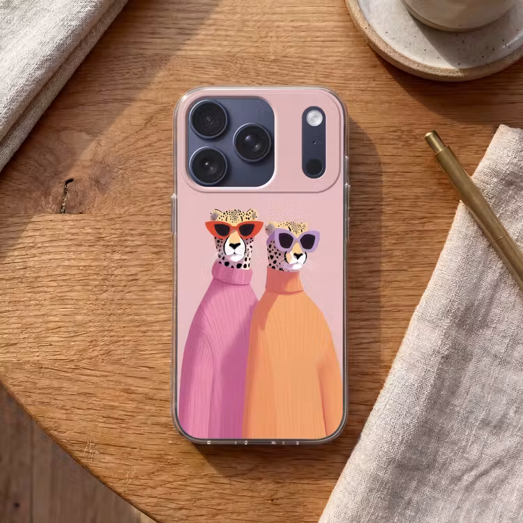 Jachtluipaarden - Zonnebrillen - Truien Telefoonhoesje iPhone 17 Pro klein -sfeer1