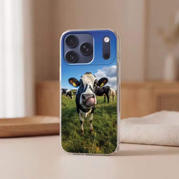 Koe - Tong - Weide Telefoonhoesje iPhone 17 Pro klein -sfeer2