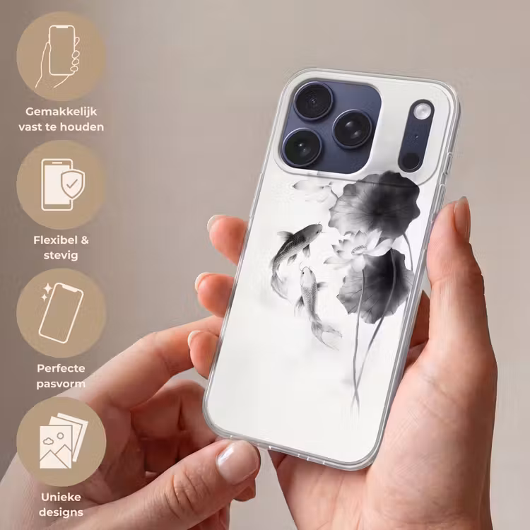 Lotusbloemen - Vissen - Bladeren - Zwart Telefoonhoesje iPhone 17 Pro klein -sfeer3_NL