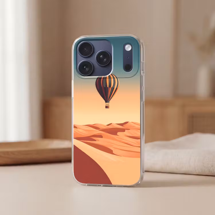 Luchtballon - Woestijn - Zonsondergang - Blauw Telefoonhoesje iPhone 17 Pro klein -sfeer2