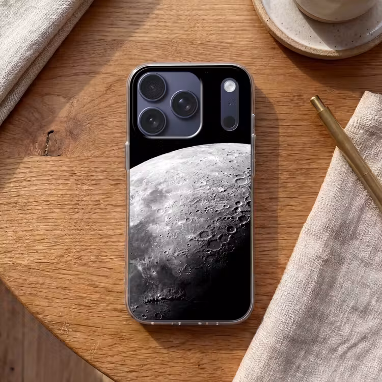 Telefoonhoesje - Maan - Kraters - Ruimte - Maan - Kraters - Ruimte Telefoonhoesje iPhone 17 Pro klein