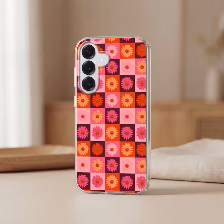 Madeliefjes - Dambord - Retro - Roze - Oranje Telefoonhoesje Samsung Galaxy S26 klein 975 -sfeer2