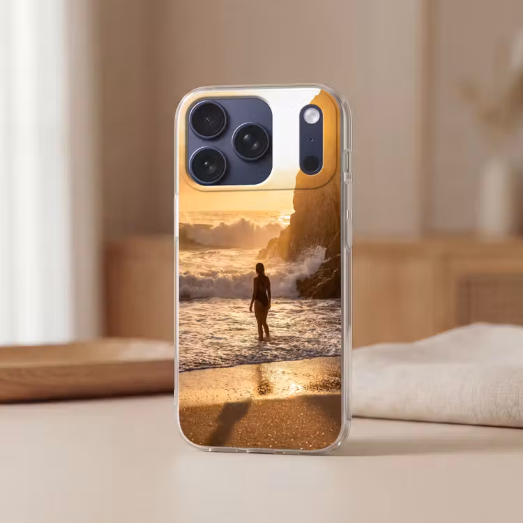 Mensen - Oceaan - Zonsondergang - Kust - Goud Telefoonhoesje iPhone 17 Pro klein -sfeer2