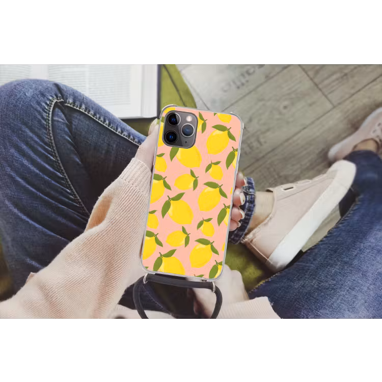 Citroenen - Geel - Roze - Patroon - Vruchten Hoesje iPhone 12 Pro met koord klein -hand