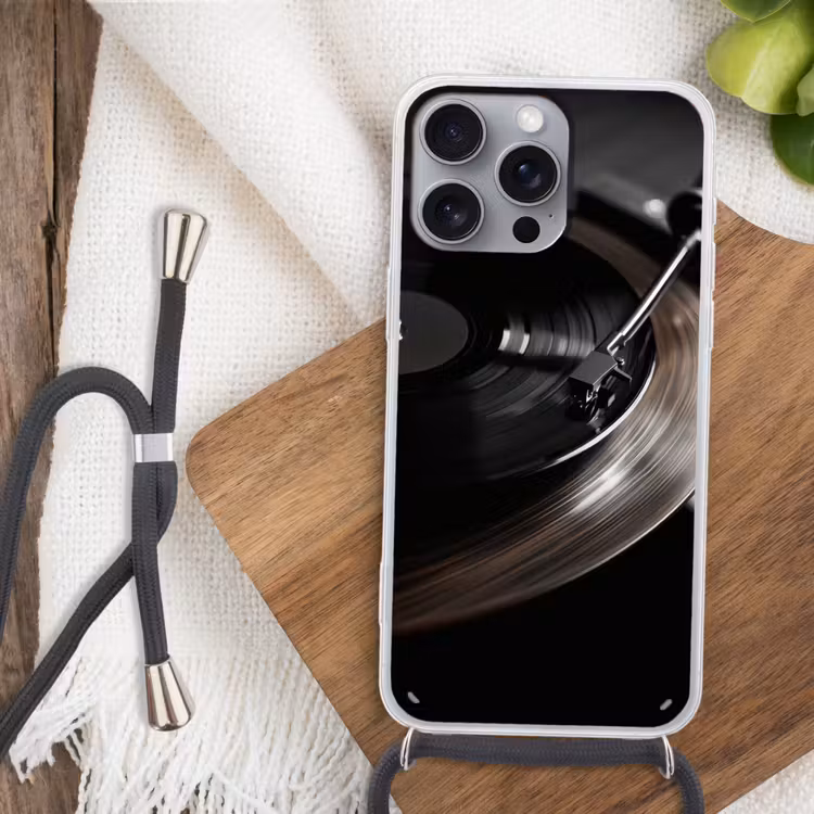 Close-up - Vinylplaat - Platenspeler - Zwart Hoesje iPhone 16 Pro Max met koord klein -sfeer4