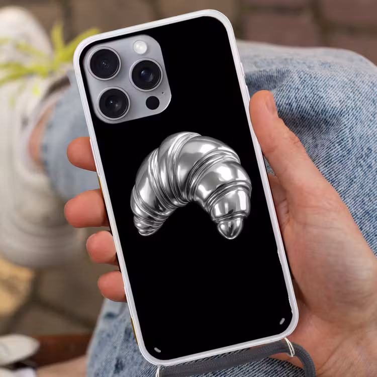 Croissant - Metaal - Zilver Hoesje iPhone 16 Pro Max met koord klein -sfeer3