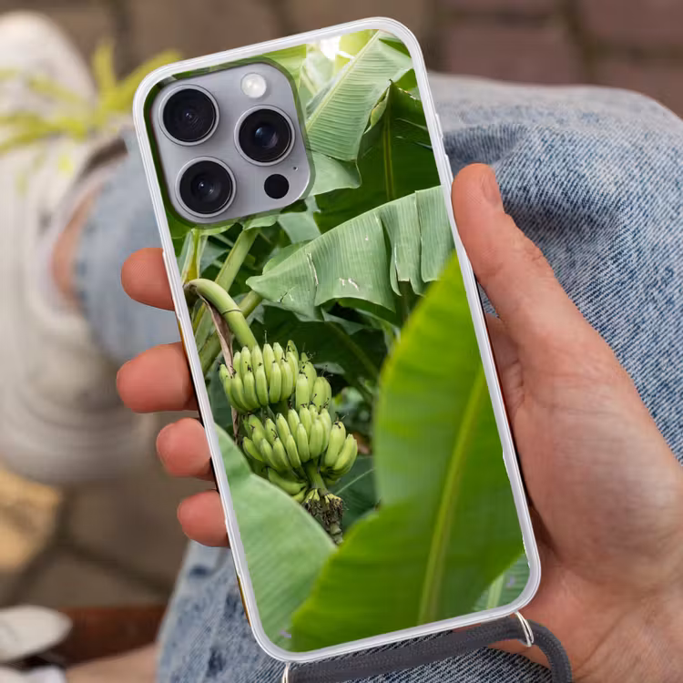 Eten - Bananen - Plantage - Groen Hoesje iPhone 16 Pro Max met koord klein -sfeer3