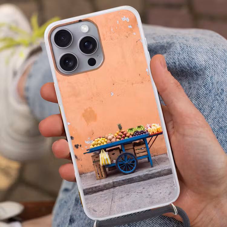Telefoonhoesje met koord - Fruit - Kar - Straat - Fruit - Kar - Straat Hoesje iPhone 16 Pro Max met koord klein