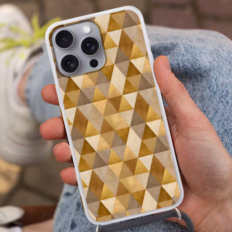 Geometrisch - Driehoek - Goud Hoesje iPhone 16 Pro Max met koord klein 804 -sfeer3
