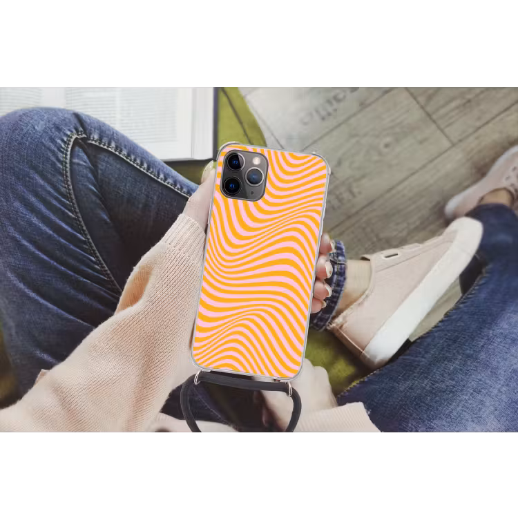 Golvend patroon - Oranje - Roze - Lijnen Hoesje iPhone 12 Pro met koord klein -hand