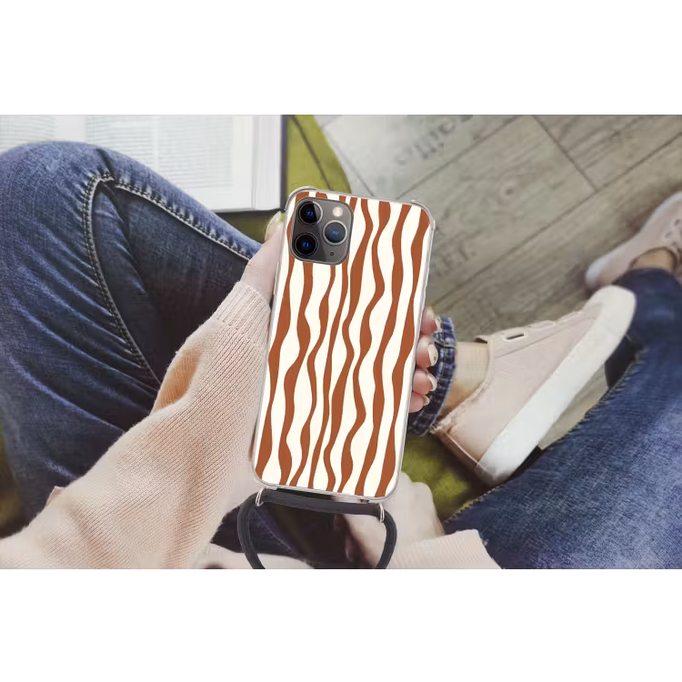 Golvende lijnen - Strepen - Beige - Bruin Hoesje iPhone 12 Pro met koord klein -hand