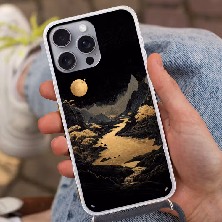 Gouden rivier - Bergen - Maan - Sterrenhemel Hoesje iPhone 16 Pro Max met koord klein -sfeer3