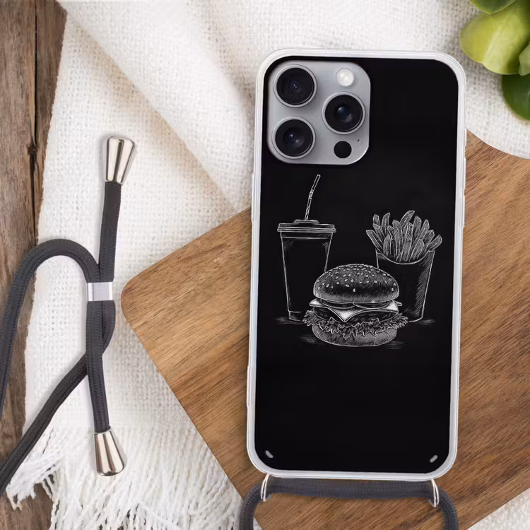 Hamburger - Friet - Frisdrank - Krijttekening Hoesje iPhone 16 Pro Max met koord klein -sfeer4