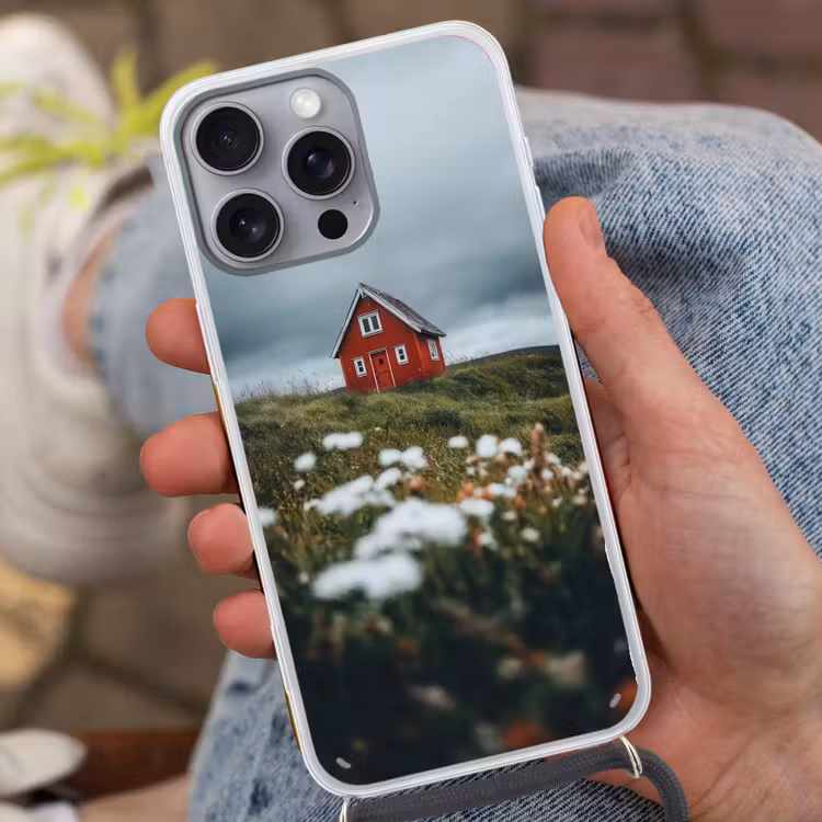 Heuvel - Huisje - Bloemen - Wit Hoesje iPhone 16 Pro Max met koord klein -sfeer3