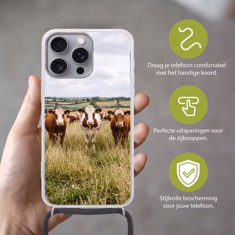 Koeien - Portret - Weide - Boerderij - Nieuwsgierig Hoesje iPhone 16 Pro Max met koord klein -sfeer2_NL