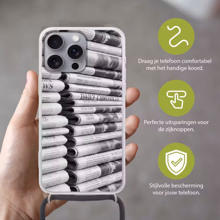 Krant - Stapel - Nieuws - Zwart-wit - Media Hoesje iPhone 16 Pro Max met koord klein -sfeer2_NL