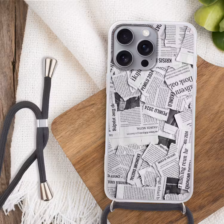 Krant - Versnipperd - Textuur - Zwart-wit - Abstract Hoesje iPhone 16 Pro Max met koord klein -sfeer4