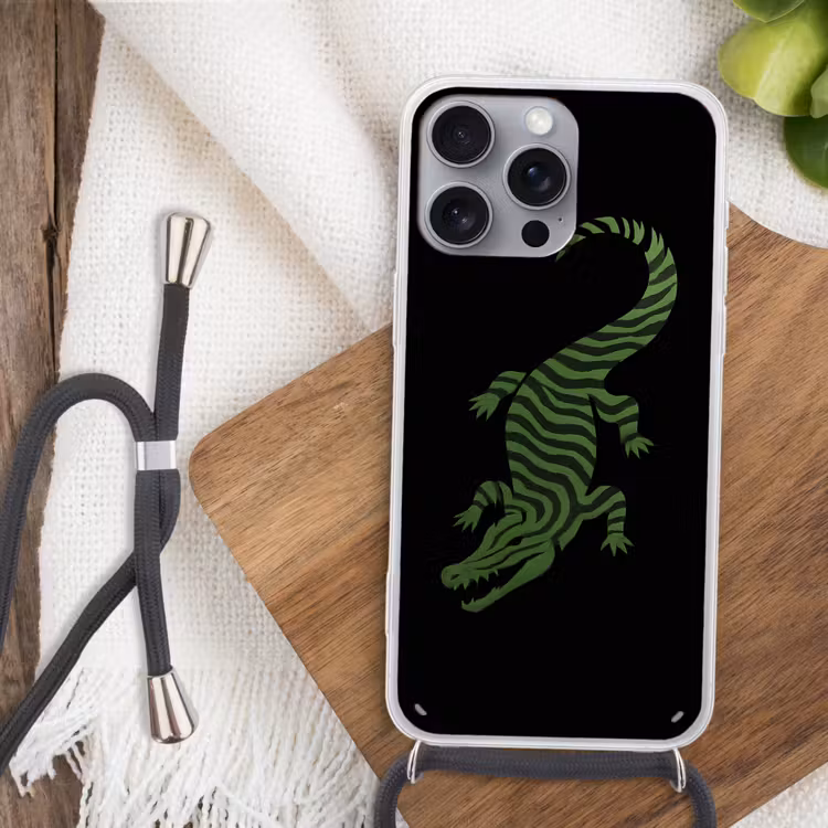 Krokodil - Groen - Tijgerachtig - Strepen Hoesje iPhone 16 Pro Max met koord klein -sfeer4
