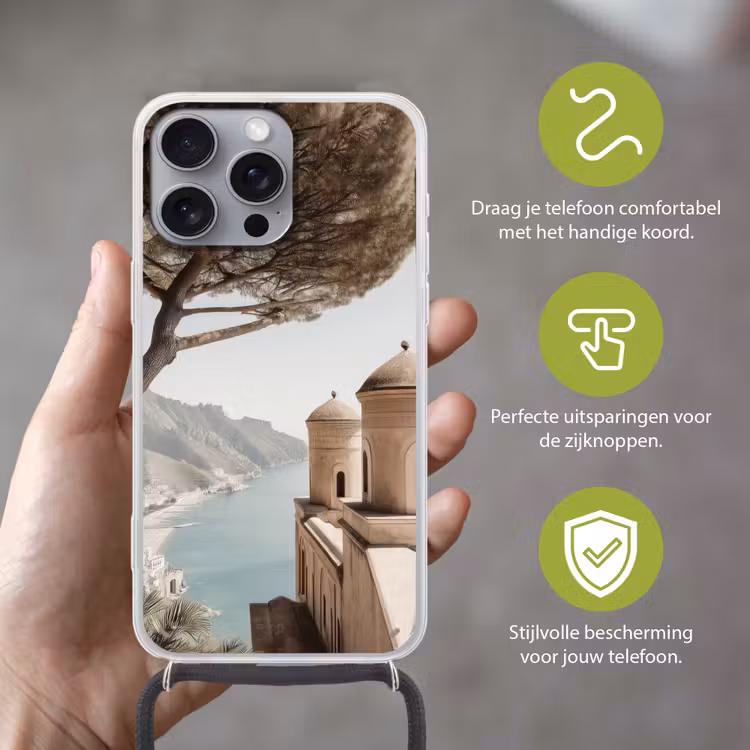 Kust - Klif - Boom - Gebouw Hoesje iPhone 16 Pro Max met koord klein -sfeer2_NL