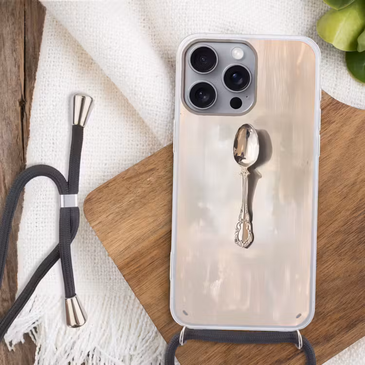 Lepel - Verf - Zilver Hoesje iPhone 16 Pro Max met koord klein -sfeer4
