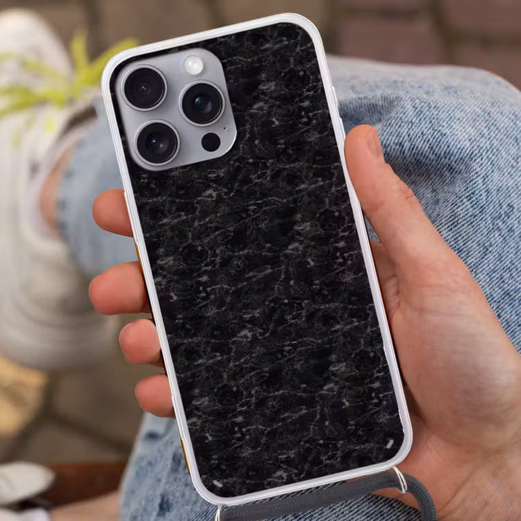 Marmer - Aders - Zwart Hoesje iPhone 16 Pro Max met koord klein 804 -sfeer3