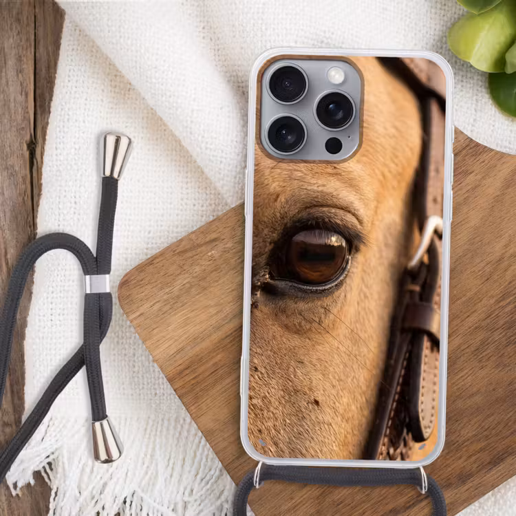 Paard - Oog - Bruin Hoesje iPhone 16 Pro Max met koord klein -sfeer4