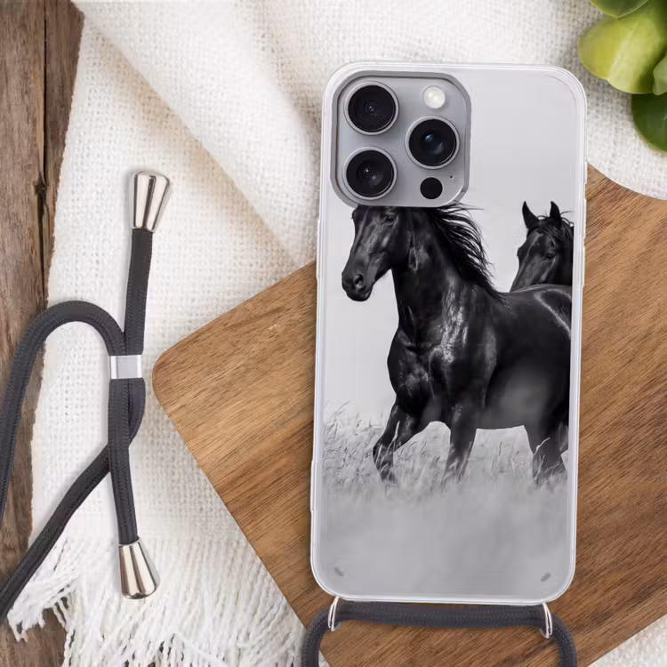 Paarden - Gras - Zwart - Wit Hoesje iPhone 16 Pro Max met koord klein -sfeer4
