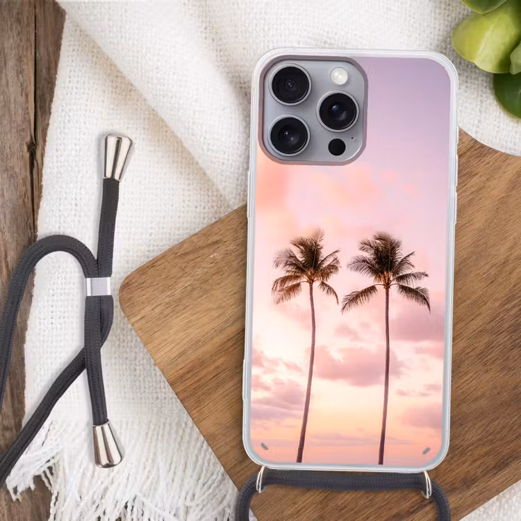 Palmbomen - Paars - Wolken - Lucht Hoesje iPhone 16 Pro Max met koord klein -sfeer4