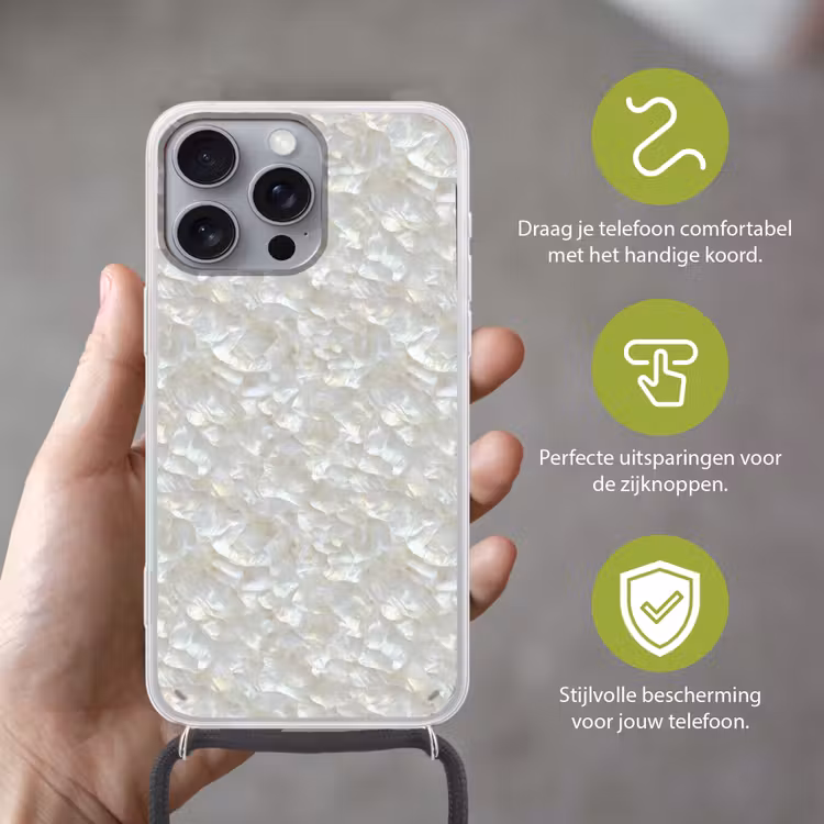 Parelmoerglans - Wit - Schelp Hoesje iPhone 16 Pro Max met koord klein 804 -sfeer2_NL