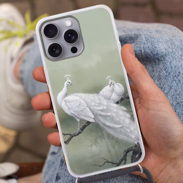 Pauwen - Wit - Natuur - Groen Hoesje iPhone 16 Pro Max met koord klein -sfeer3