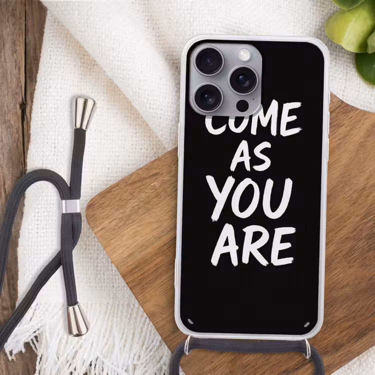 Quote - Zwart - Simpel Hoesje iPhone 16 Pro Max met koord klein -sfeer4