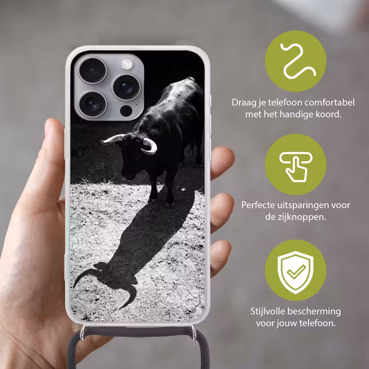 Stier - Schaduw - Dieren - Contrast - Zwart-wit Hoesje iPhone 16 Pro Max met koord klein -sfeer2_NL