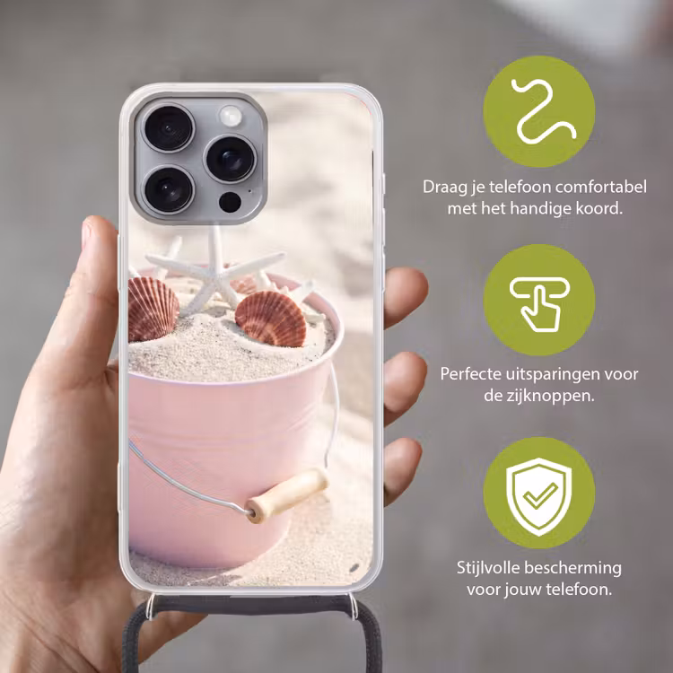 Strand - Schelpen - Zomer - Roze - Decoratie Hoesje iPhone 16 Pro Max met koord klein -sfeer2_NL