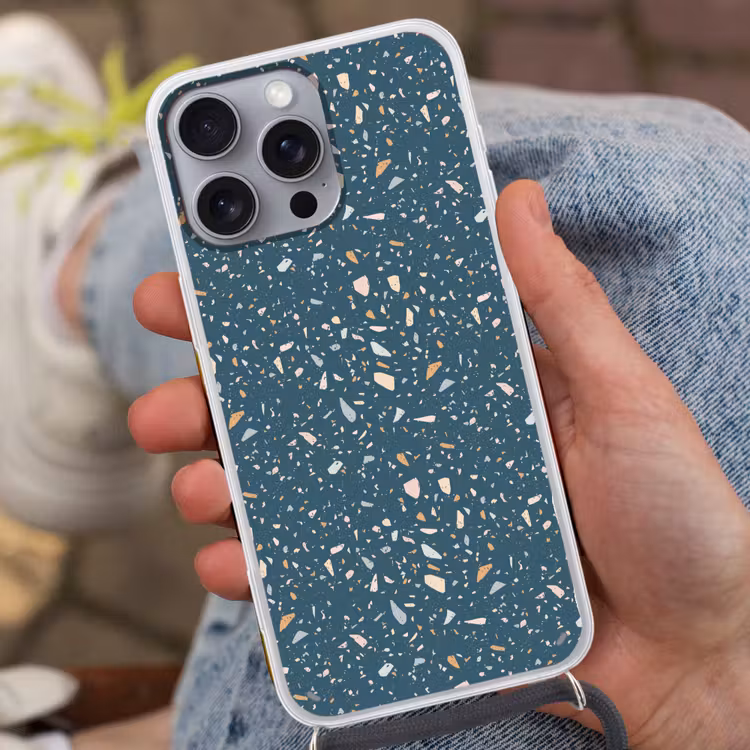 Terrazzo - Patroon - Kleurrijk - Diep blauw Hoesje iPhone 16 Pro Max met koord klein 804 -sfeer3