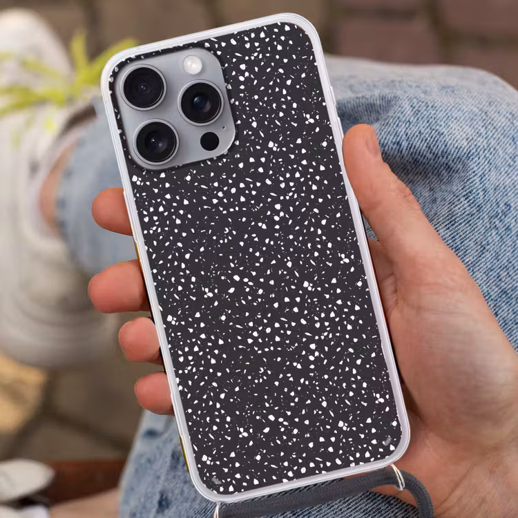 Terrazzo - Patroon - Zwart - Wit Hoesje iPhone 16 Pro Max met koord klein 804 -sfeer3