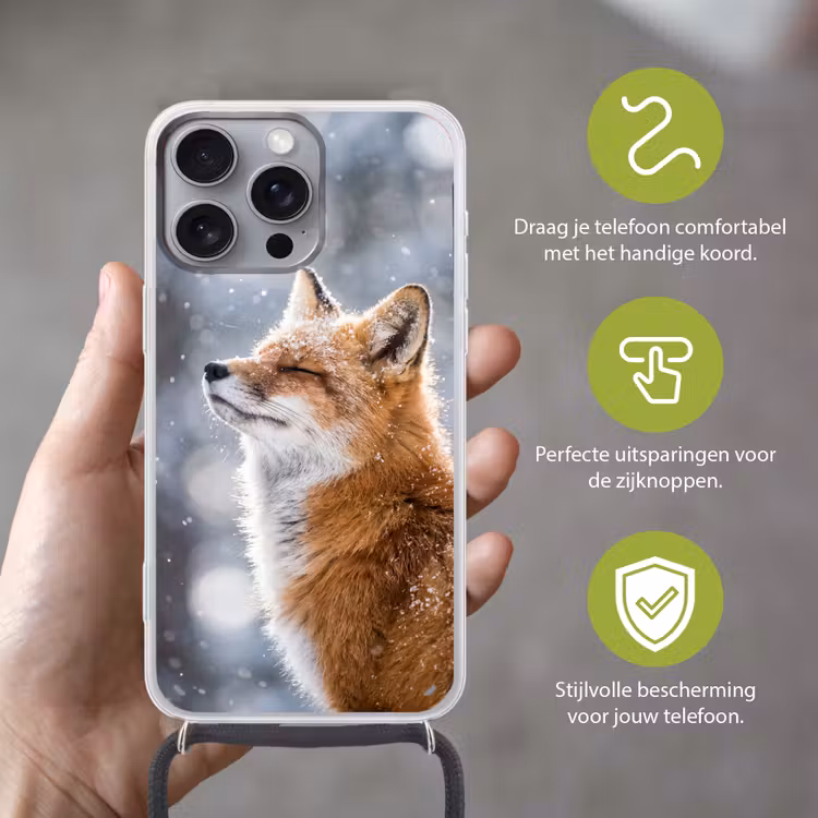 Vos - Sneeuwval - Portret - Winter - Sfeervol Hoesje iPhone 16 Pro Max met koord klein -sfeer2_NL