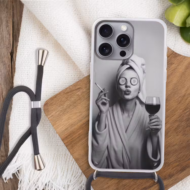 Vrouw - Masker - Wijn - Sigaret Hoesje iPhone 16 Pro Max met koord klein -sfeer4