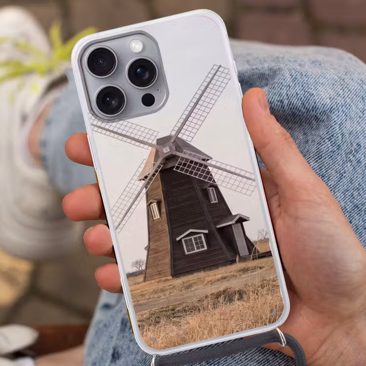 Windmolens - Landschap - Veld Hoesje iPhone 16 Pro Max met koord klein -sfeer3