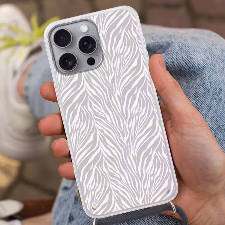 Zebra - Motief - Grijs Hoesje iPhone 16 Pro Max met koord klein 804 -sfeer3