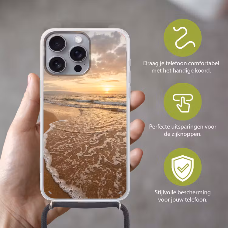 Zee - Kustlijn - Wolken - Landschap - Oranje Hoesje iPhone 16 Pro Max met koord klein -sfeer2_NL