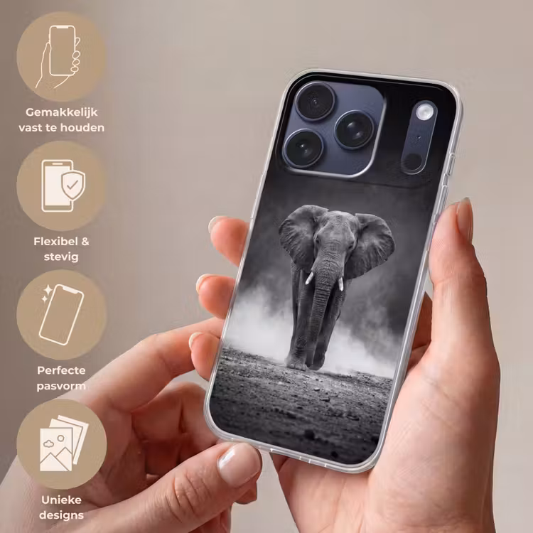 Olifant - Zwart - Wit - Rook Telefoonhoesje iPhone 17 Pro klein -sfeer3_NL
