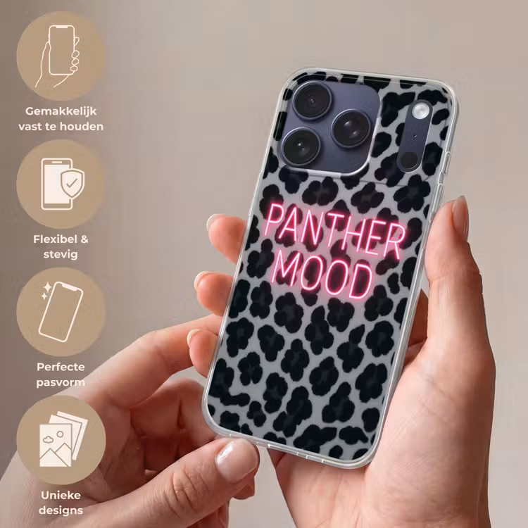 Panterprint - Zwart - Neonletters - Roze Telefoonhoesje iPhone 17 Pro klein -sfeer3_NL