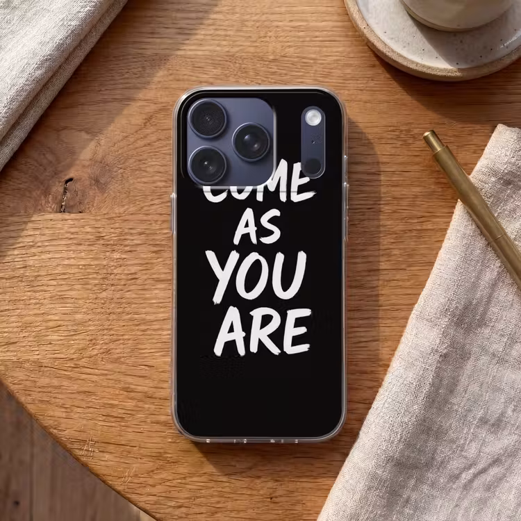 Quote - Zwart - Simpel Telefoonhoesje iPhone 17 Pro klein -sfeer1