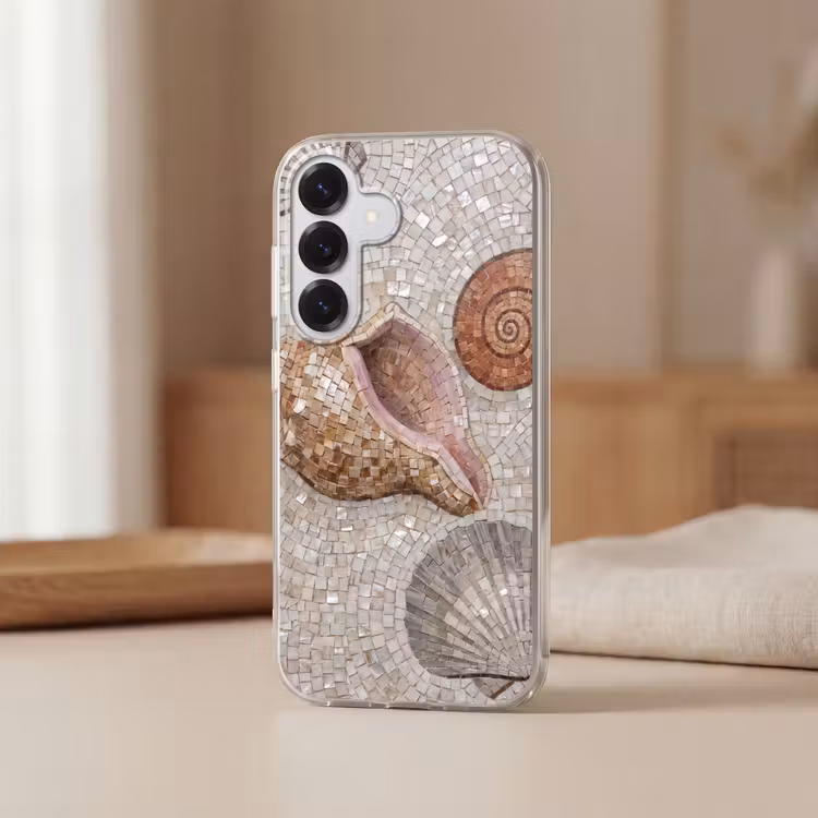 Schelp - Mozaïek - Zee - Beige - Modern Telefoonhoesje Samsung Galaxy S26 klein -sfeer2