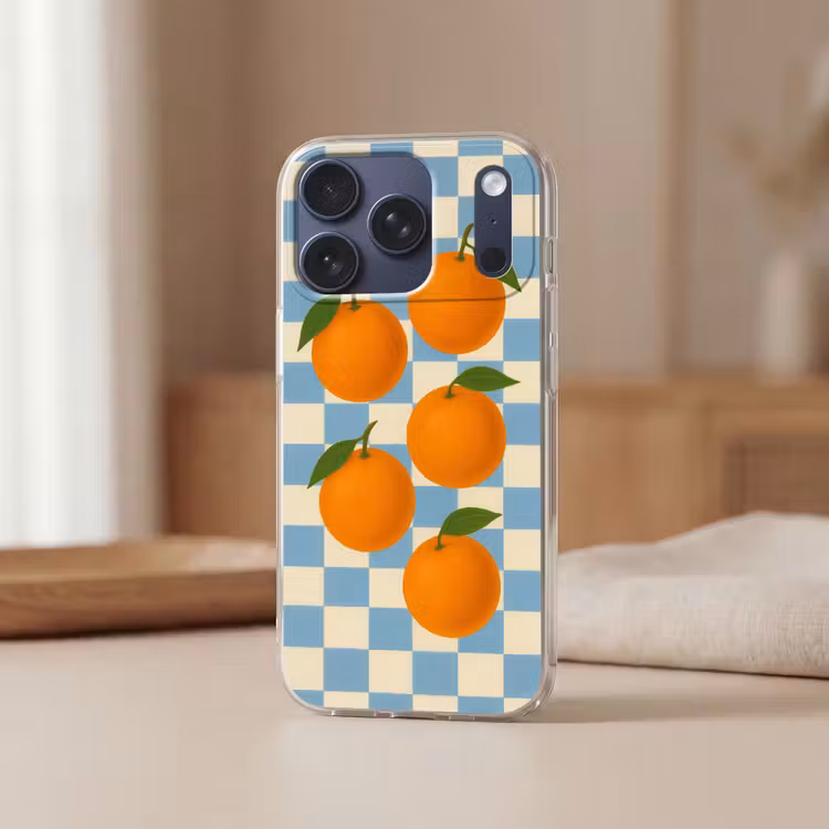 Sinaasappels - Blaadjes - Geblokt - Blauw Telefoonhoesje iPhone 17 Pro klein -sfeer2