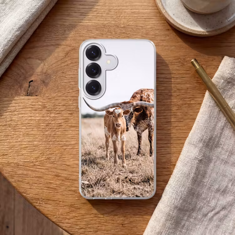 Texas Longhorn - Kalf - Weide - Dieren Telefoonhoesje Samsung Galaxy S26 klein -sfeer1
